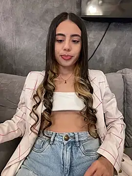 Snapshot of AbyThompson chatting on January 24, 2025, 5:00 pm AbyThompson online show from January 24, 2025, 5:00 pm
