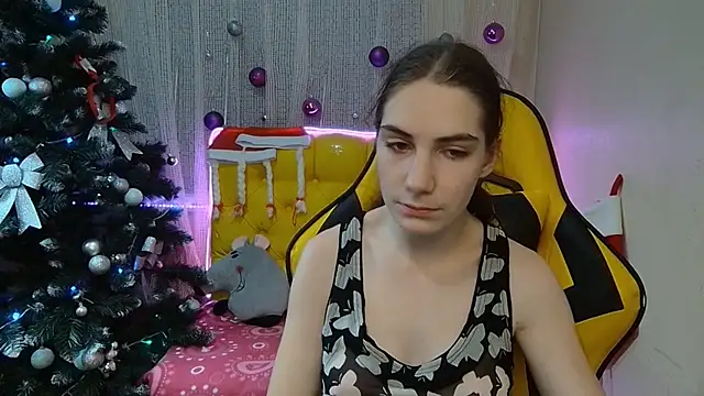 Snapshot of NikaStark_ chatting on January 10, 2025, 2:35 am NikaStark online show from January 10, 2025, 2:35 am