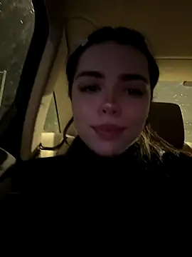 Snapshot of pantyless chatting on October 25, 2025, 10:04 pm pantyless online show from October 25, 2025, 10:04 pm