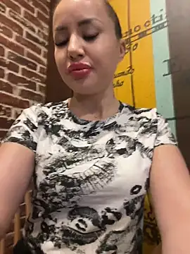 Snapshot of beautydiamond chatting on February 5, 2026, 9:14 am beautydiamond online show from February 5, 2026, 9:14 am