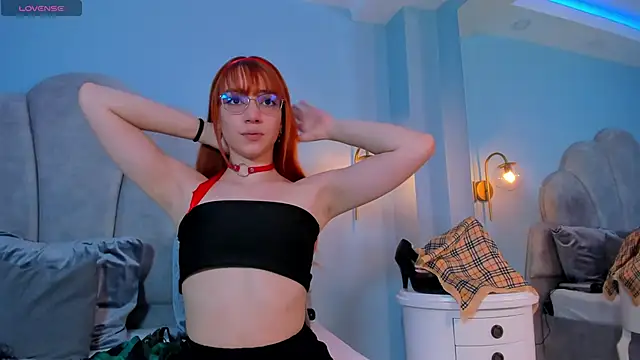 Snapshot of sweeet_peach chatting on December 3, 2024, 10:40 pm sweeet peach online show from December 3, 2024, 10:40 pm