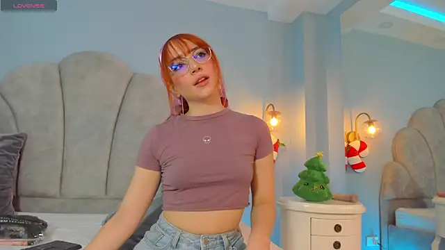 Snapshot of sweeet_peach chatting on December 14, 2024, 1:50 am sweeet peach online show from December 14, 2024, 1:50 am