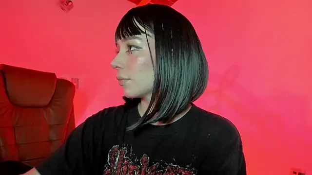 Snapshot of sweeet_peach chatting on December 22, 2025, 7:16 am sweeet peach online show from December 22, 2025, 7:16 am