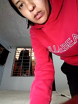 Bonny Klote online show from October 5, 2025, 5:44 pm