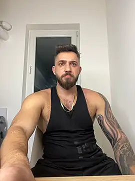 LoveIsBlind  online show from December 27, 2024, 9:43 pm