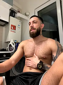 LoveIsBlind  online show from October 18, 2025, 3:31 am