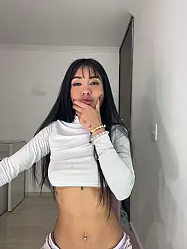 Snapshot of lina_pink chatting on November 11, 2025, 3:28 am lina pink online show from November 11, 2025, 3:28 am