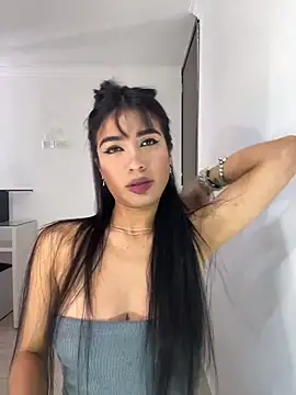 Snapshot of lina_pink chatting on November 13, 2025, 8:41 pm lina pink online show from November 13, 2025, 8:41 pm