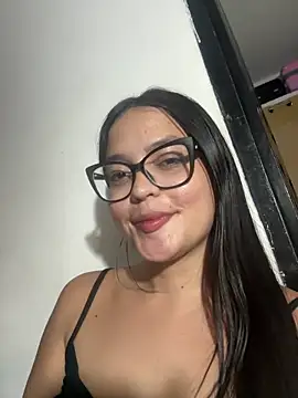 Snapshot of Karla-sexy01 chatting on March 7, 2025, 9:51 am Karla-sexy01 online show from March 7, 2025, 9:51 am