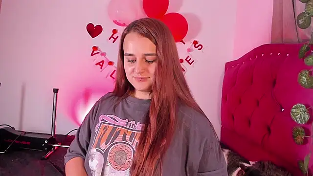 evy orange1 online show from February 12, 2025, 7:45 pm