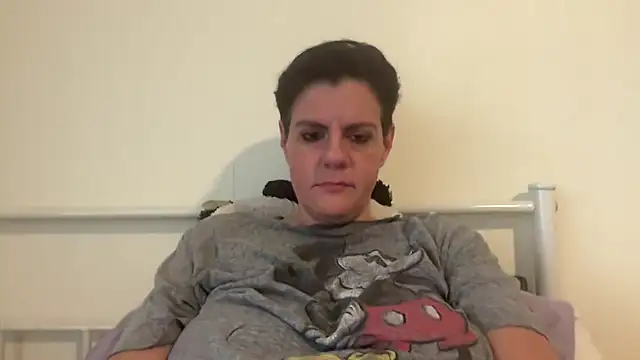 Jess4you0818 online show from October 28, 2025, 7:05 pm