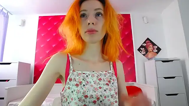 Snapshot of BarbieGoddess chatting on January 5, 2025, 1:15 pm BarbieGoddess online show from January 5, 2025, 1:15 pm