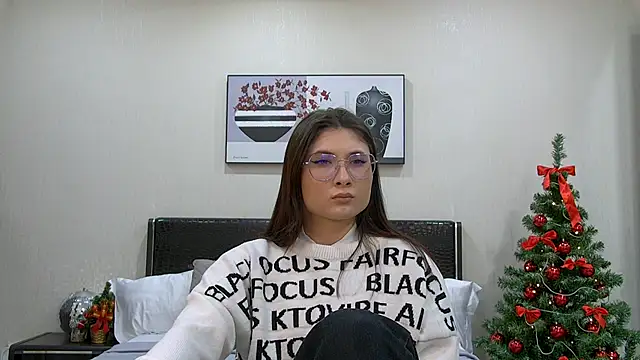 MonicaThompson online show from December 23, 2024, 3:29 am
