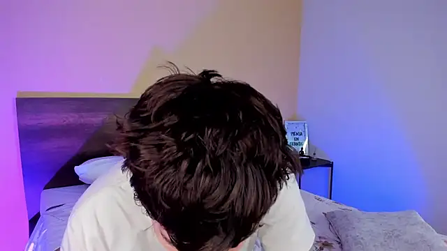 justinbiler online show from January 25, 2025, 6:24 pm