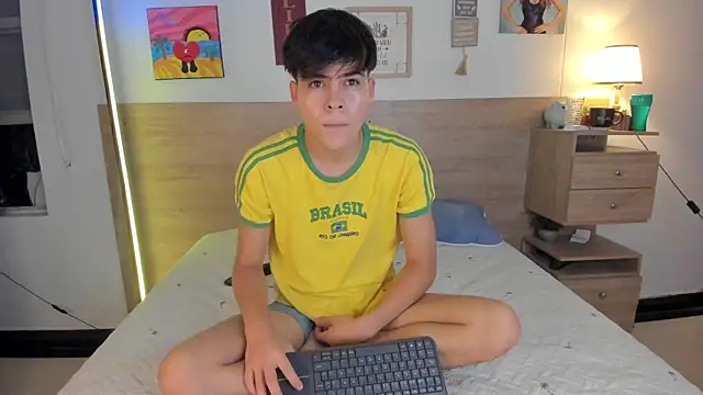 justinbiler online show from October 13, 2025, 11:43 am