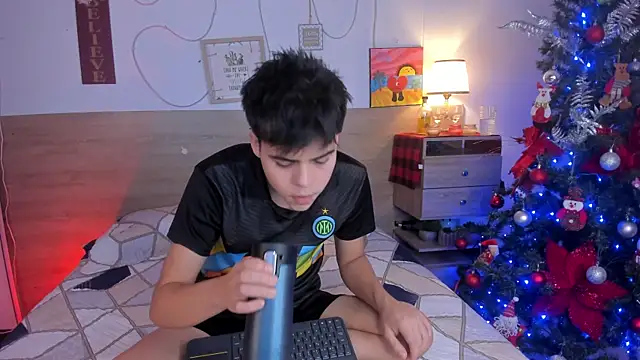 justinbiler online show from November 10, 2025, 12:26 pm