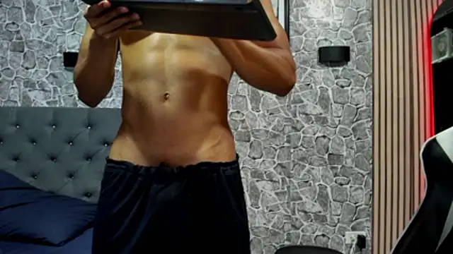 Snapshot of chriss_jones1 chatting on February 3, 2026, 8:19 am chriss jones1 online show from February 3, 2026, 8:19 am