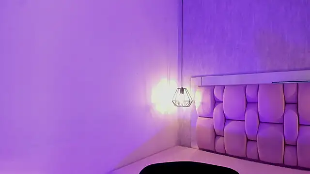 Roxie-Summers11 online show from June 21, 2026, 12:41 pm