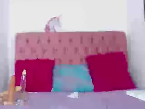 Snapshot of NalaRoy chatting on September 25, 2025, 4:11 pm NalaRoy online show from September 25, 2025, 4:11 pm