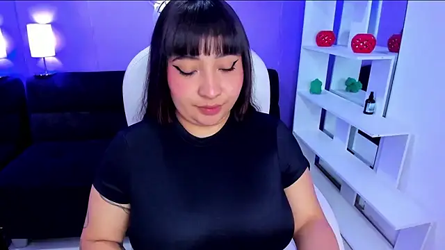 Emma monserrat online show from May 21, 2026, 11:28 am