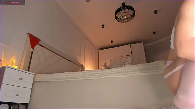 Snapshot of stellagracee chatting on January 19, 2025, 2:28 pm stellagracee online show from January 19, 2025, 2:28 pm