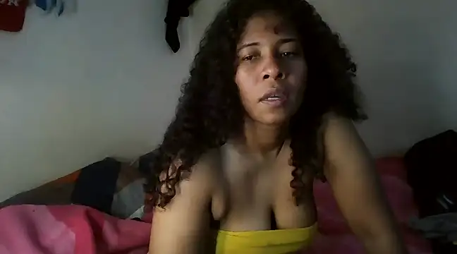 Snapshot of Ivon-09 chatting on January 30, 2025, 5:17 pm Ivon-09 online show from January 30, 2025, 5:17 pm