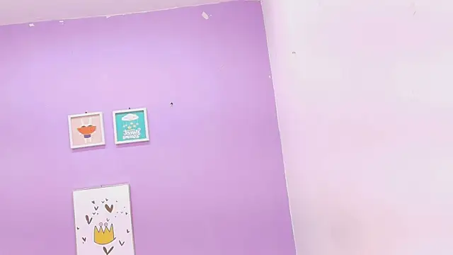 Snapshot of veronica_sinner_ chatting on February 7, 2025, 11:56 am veronica sinner  online show from February 7, 2025, 11:56 am