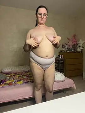 hungry1bunny online show from January 29, 2025, 10:53 pm