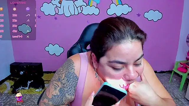 Sharon hils online show from April 6, 2026, 12:50 pm