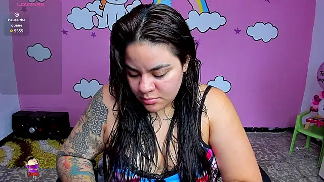 Sharon hils online show from April 14, 2026, 12:11 pm