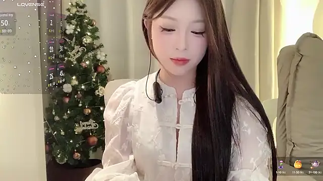 Snapshot of zhuzhu-520- chatting on December 19, 2024, 4:35 pm zhuzhu-520- online show from December 19, 2024, 4:35 pm