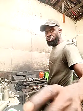 Yairelnegro online show from November 24, 2025, 7:57 pm