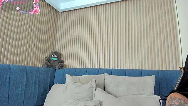 Snapshot of kathecute__ chatting on April 15, 2026, 1:45 am kathecute online show from April 15, 2026, 1:45 am
