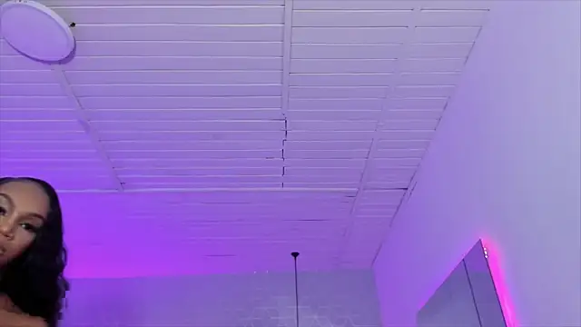 ChaynnaCooper online show from January 16, 2025, 2:19 am