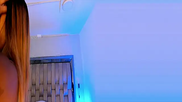 ChaynnaCooper online show from March 22, 2025, 12:04 pm