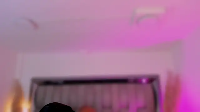 ChaynnaCooper online show from November 22, 2025, 3:38 am