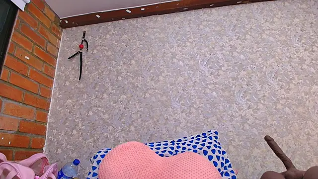 nicol f online show from January 10, 2025, 1:53 am