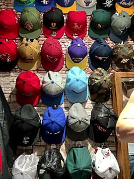 Snapshot of SirCamelCock chatting on January 11, 2026, 3:22 am SirCamelCock online show from January 11, 2026, 3:22 am