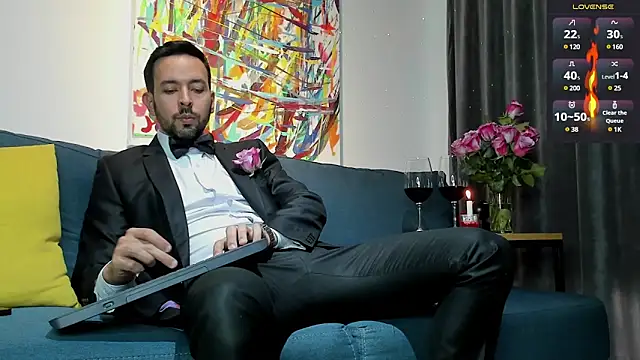 tommy raym0ndg online show from February 14, 2025, 8:15 pm