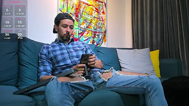 tommy raym0ndg online show from October 5, 2025, 11:46 pm