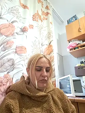 Malichkaanna30 online show from October 23, 2025, 1:21 pm