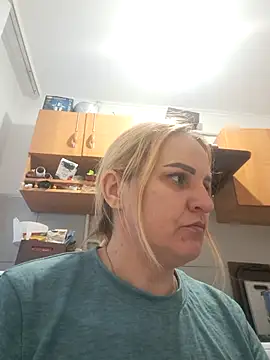 Snapshot of Malichkaanna30 chatting on February 19, 2026, 3:19 pm Malichkaanna30 online show from February 19, 2026, 3:19 pm