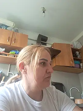 Snapshot of Malichkaanna30 chatting on April 10, 2026, 7:46 am Malichkaanna30 online show from April 10, 2026, 7:46 am