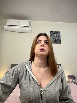 Snapshot of MelanieCarterr chatting on December 20, 2025, 5:25 am MelanieCarterr online show from December 20, 2025, 5:25 am