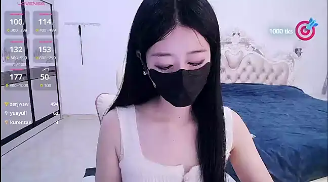 CN-xiaofei online show from February 20, 2025, 7:34 am