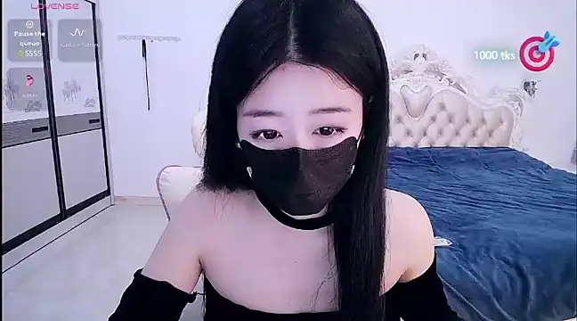 CN-xiaofei online show from February 21, 2025, 2:39 am