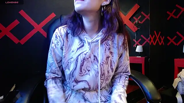 Snapshot of _yuyi chatting on March 21, 2025, 11:12 am yuyi online show from March 21, 2025, 11:12 am