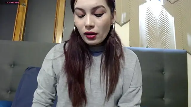 Snapshot of _yuyi chatting on October 15, 2025, 10:32 pm yuyi online show from October 15, 2025, 10:32 pm