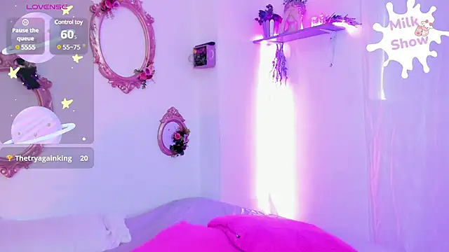 danna uwu  online show from February 4, 2025, 8:17 pm