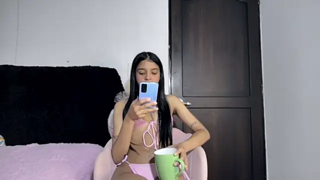 Michi sexy online show from May 24, 2026, 2:33 pm